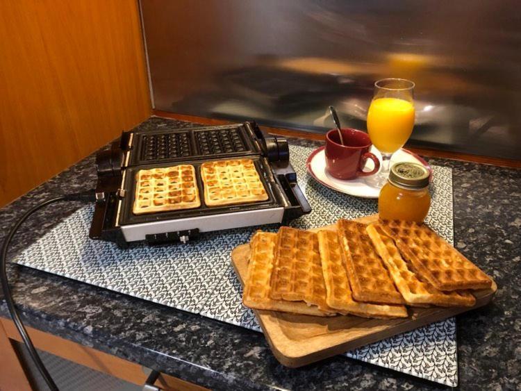 A La Marc'Quize Chambres D'Hotes, Petit Dejeuner Compris, Avec Piscine A Debordement En Exterieur, Bain Nordique A 38 Degres En Prestation Supplement Sur Reservation Horaire Anticipee 1 Place De Parking Gratuite Sur Place Mouxy Екстер'єр фото