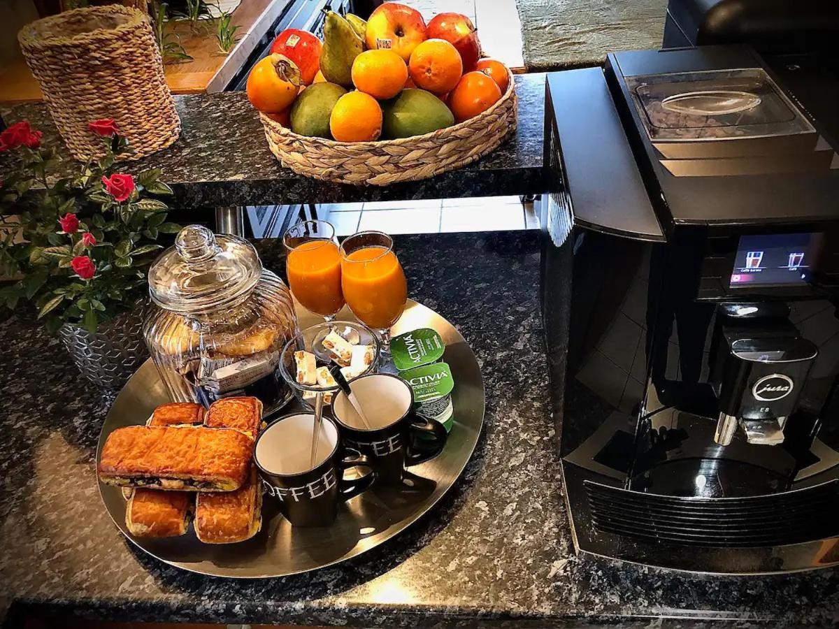 A La Marc'Quize Chambres D'Hotes, Petit Dejeuner Compris, Avec Piscine A Debordement En Exterieur, Bain Nordique A 38 Degres En Prestation Supplement Sur Reservation Horaire Anticipee 1 Place De Parking Gratuite Sur Place Mouxy Екстер'єр фото