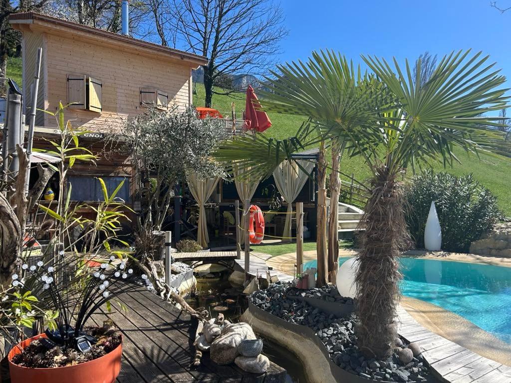 A La Marc'Quize Chambres D'Hotes, Petit Dejeuner Compris, Avec Piscine A Debordement En Exterieur, Bain Nordique A 38 Degres En Prestation Supplement Sur Reservation Horaire Anticipee 1 Place De Parking Gratuite Sur Place Mouxy Екстер'єр фото
