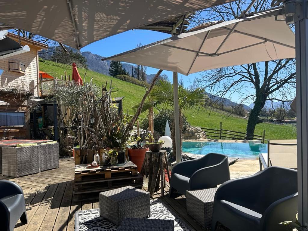 A La Marc'Quize Chambres D'Hotes, Petit Dejeuner Compris, Avec Piscine A Debordement En Exterieur, Bain Nordique A 38 Degres En Prestation Supplement Sur Reservation Horaire Anticipee 1 Place De Parking Gratuite Sur Place Mouxy Екстер'єр фото