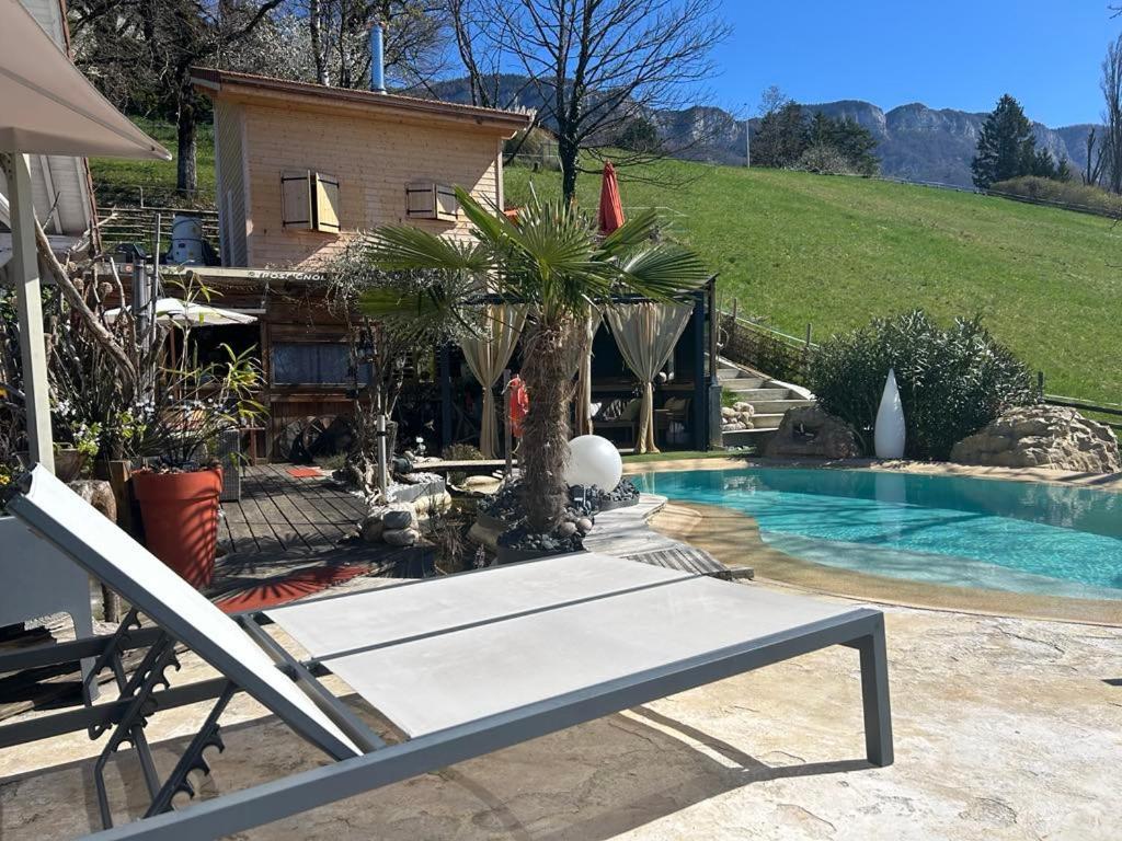 A La Marc'Quize Chambres D'Hotes, Petit Dejeuner Compris, Avec Piscine A Debordement En Exterieur, Bain Nordique A 38 Degres En Prestation Supplement Sur Reservation Horaire Anticipee 1 Place De Parking Gratuite Sur Place Mouxy Екстер'єр фото