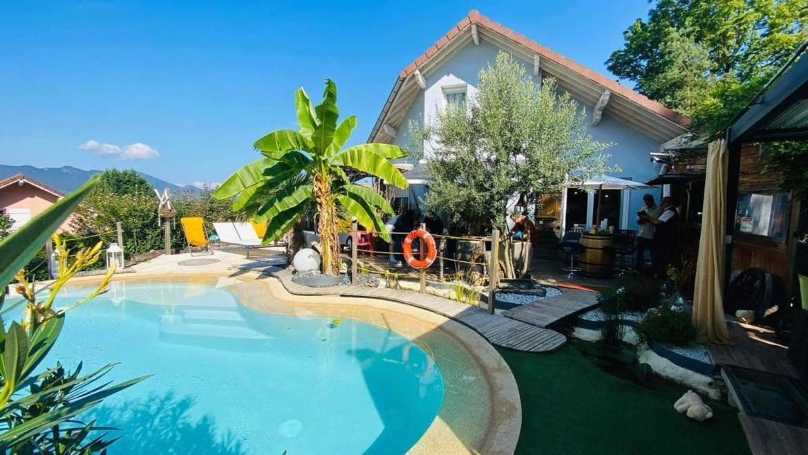A La Marc'Quize Chambres D'Hotes, Petit Dejeuner Compris, Avec Piscine A Debordement En Exterieur, Bain Nordique A 38 Degres En Prestation Supplement Sur Reservation Horaire Anticipee 1 Place De Parking Gratuite Sur Place Mouxy Екстер'єр фото